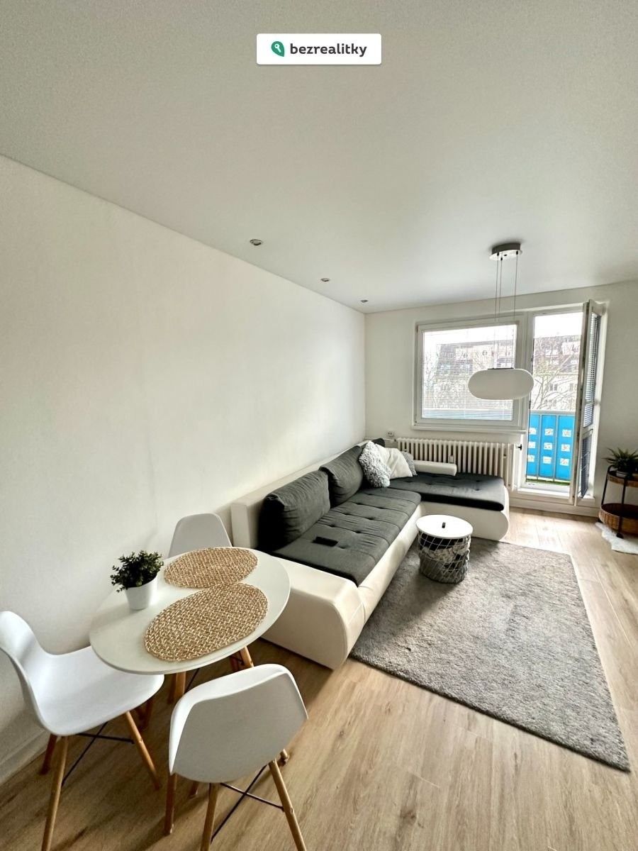 Prodej byt 2+1 - Souběžná, Brno, 57 m²