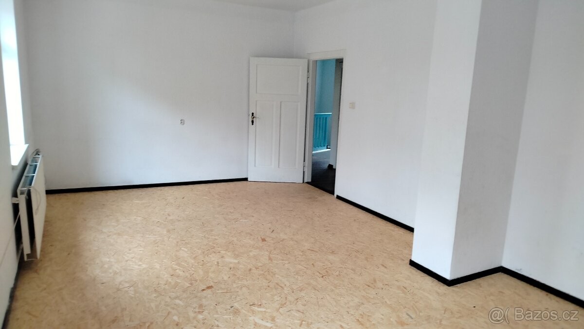 4+1, Karlovy Vary, 360 01, 150 m² - 2