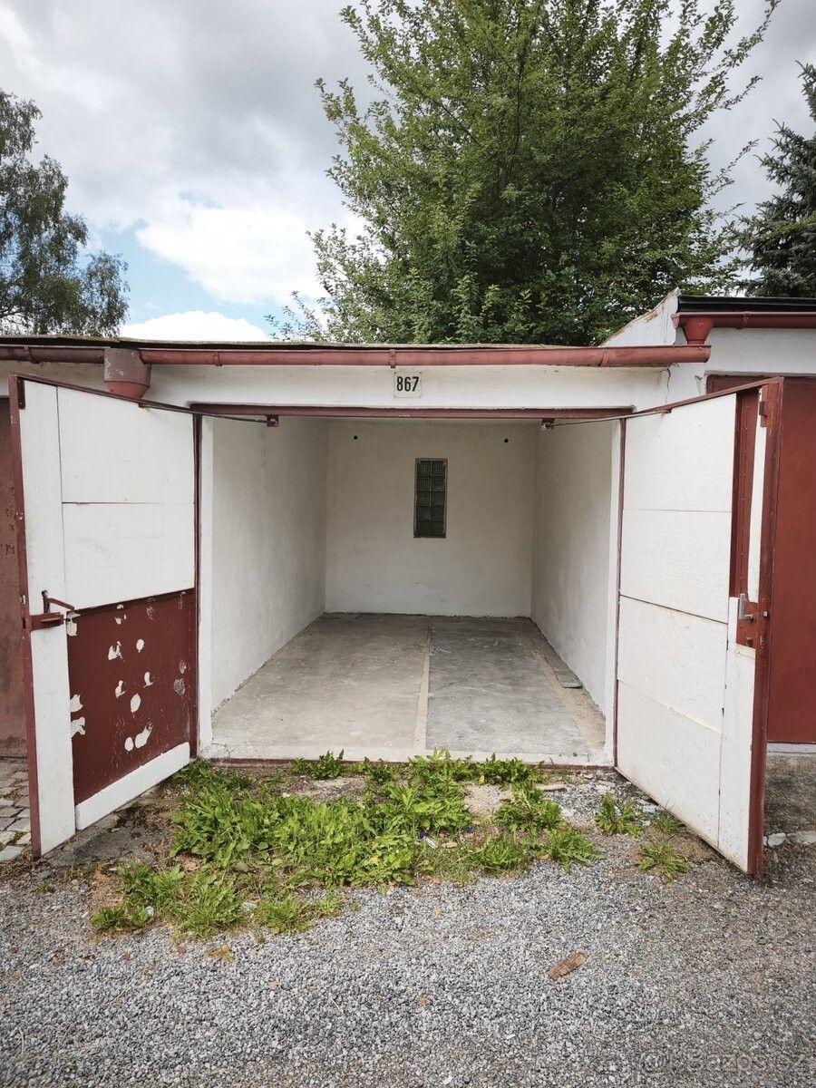 Garáže, Jihlava, 586 01 - 2