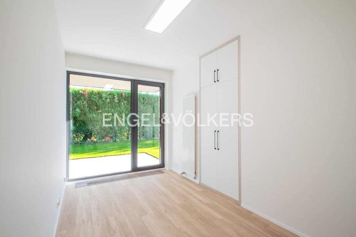 Pronájem byt 5+kk - Javorová 1858, Praha Kobylisy, 139 m² - 5