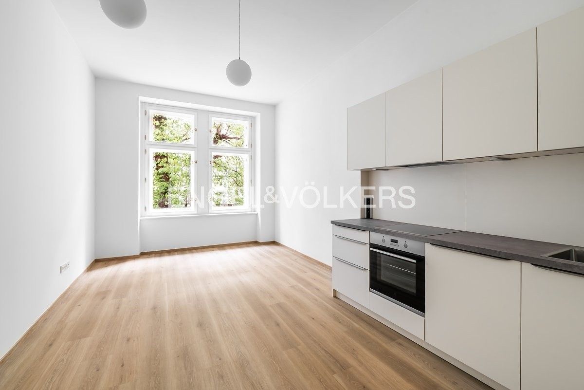 3+kk, Václavské náměstí 1306, Praha Nové Město, 69 m²