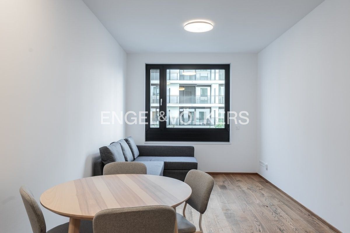 Byt 2+kk · 54 m² · Roháčova 2938, Praha Žižkov - 4