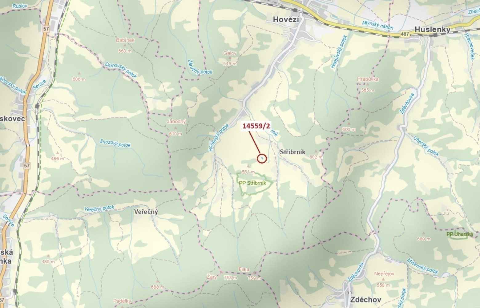 Les, 605 m²