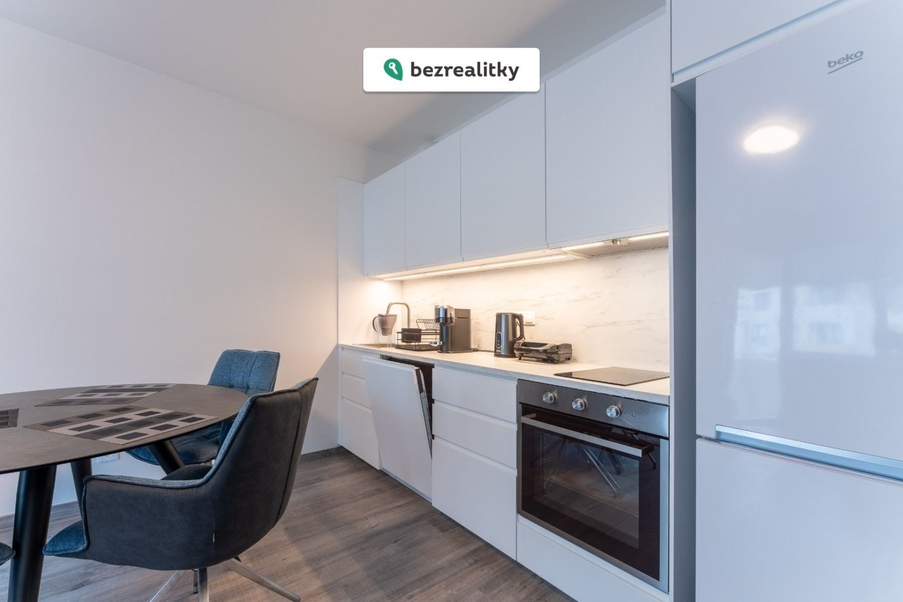 Prodej byt 2+kk - Sedlářova 1162, Praha Kbely, 51 m² - 5