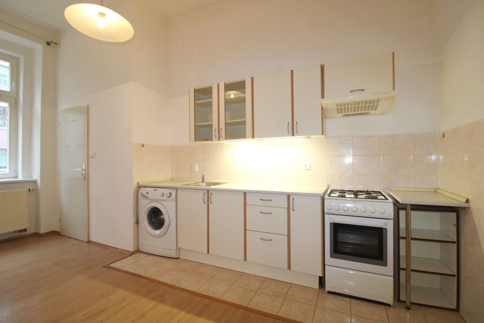 1+1, Mánesova, Praha, 40 m² - 2