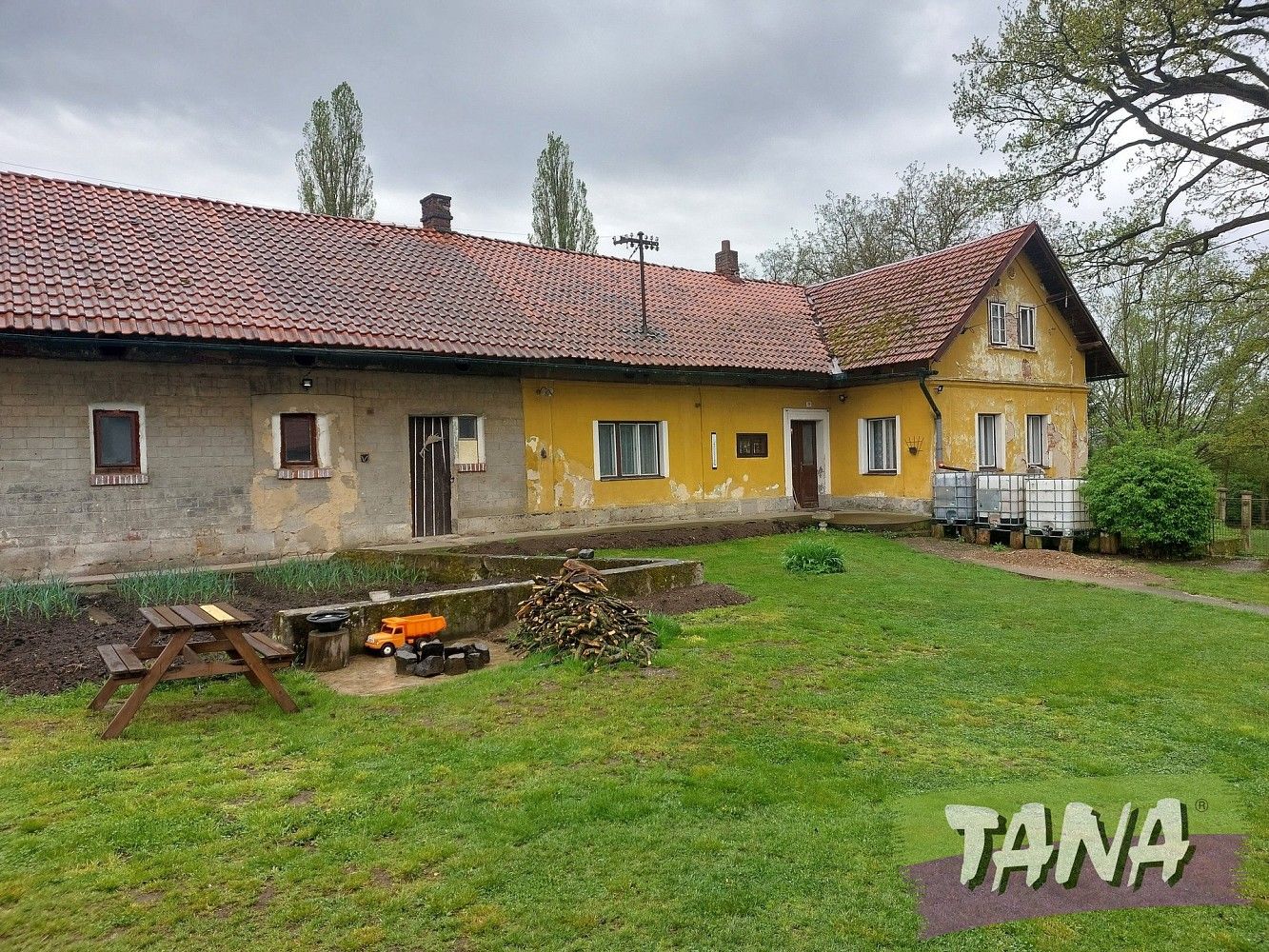 Rodinné domy, Všeň - Ploukonice, okres Semily, 115 m²