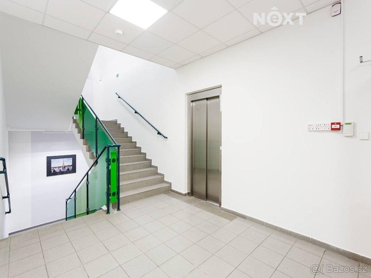 Pronájem kancelář - Praha, 148 00