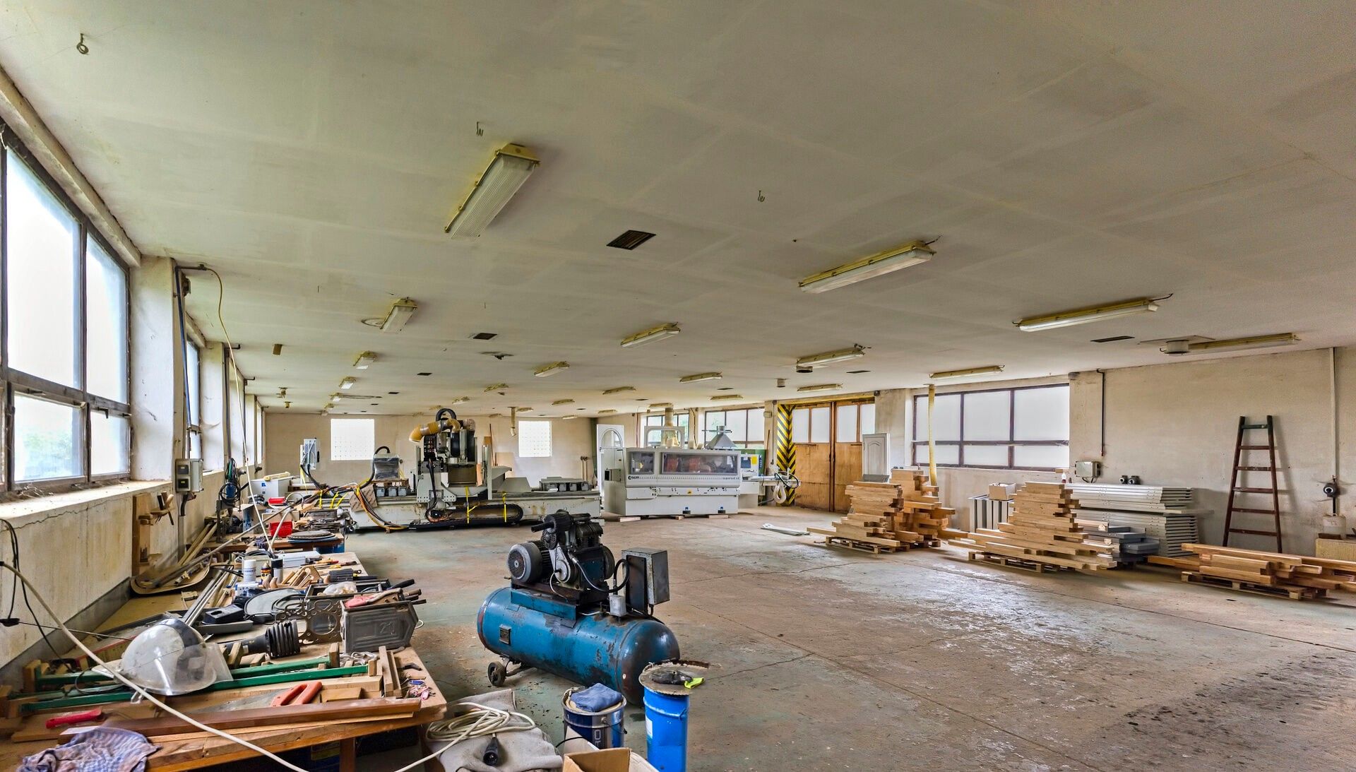 Sklady, Lično, 629 m² - 1
