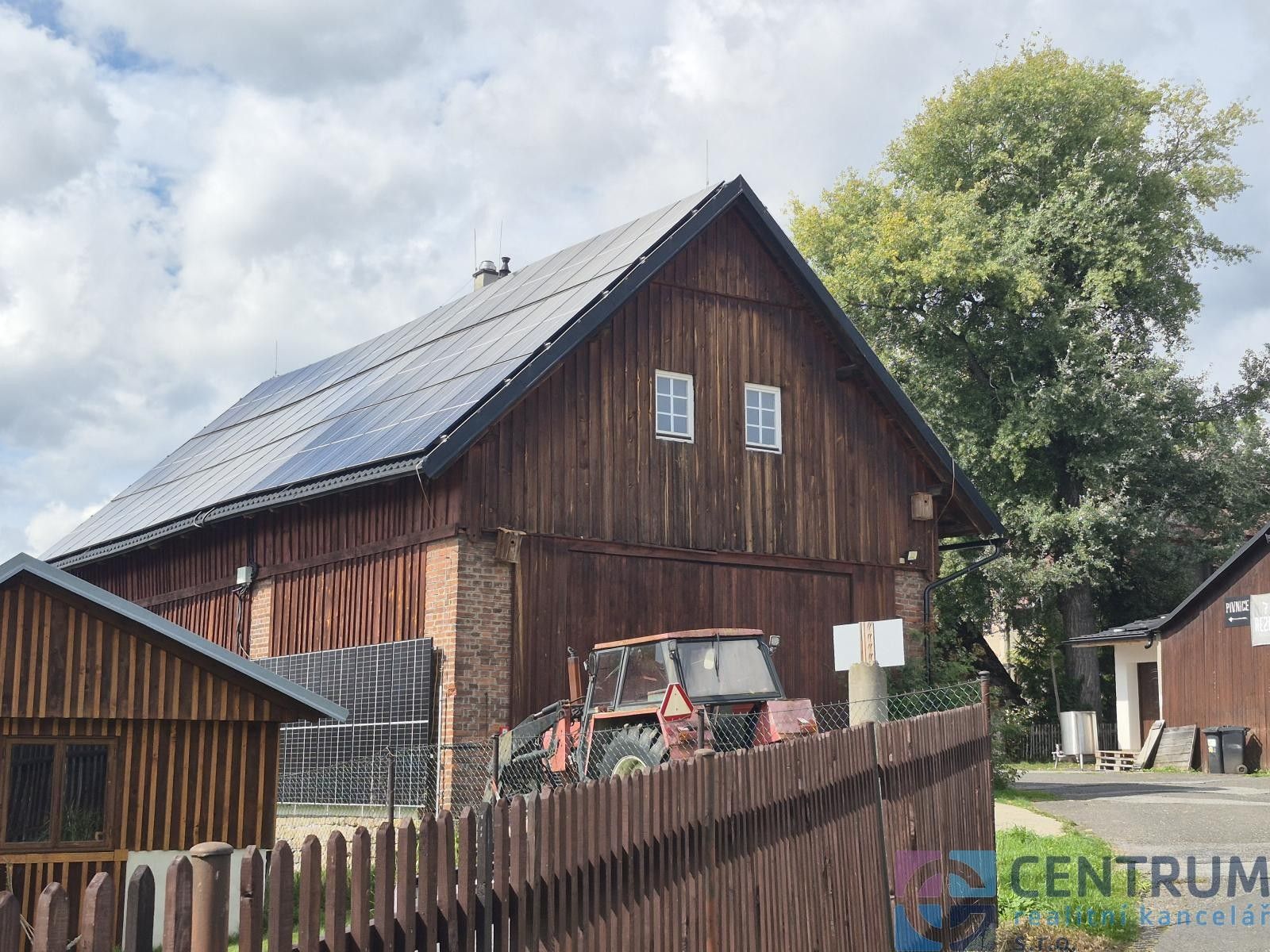 Obchodní prostory · 240 m² · Zásada - 3