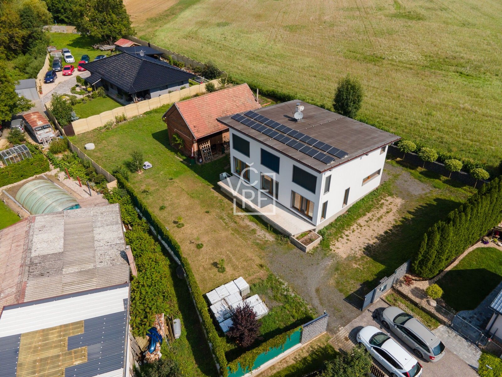 Prodej rodinný dům - Zahradní, Stěžery, 214 m²