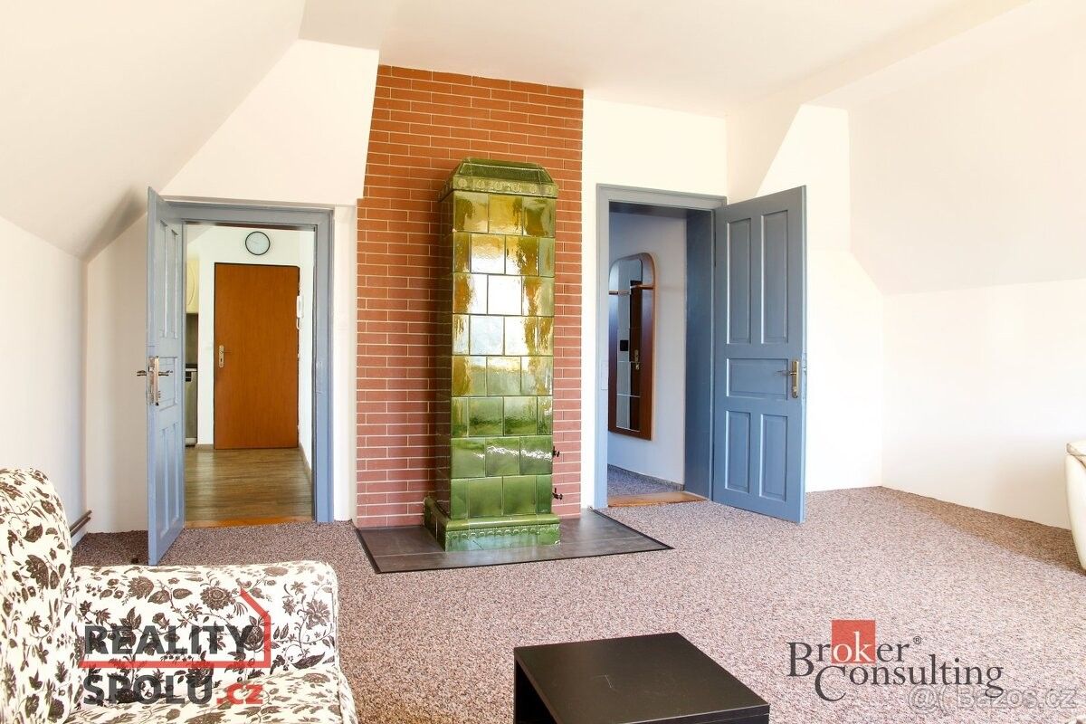 Pronájem byt - Chodov u Karlových Var, 357 35