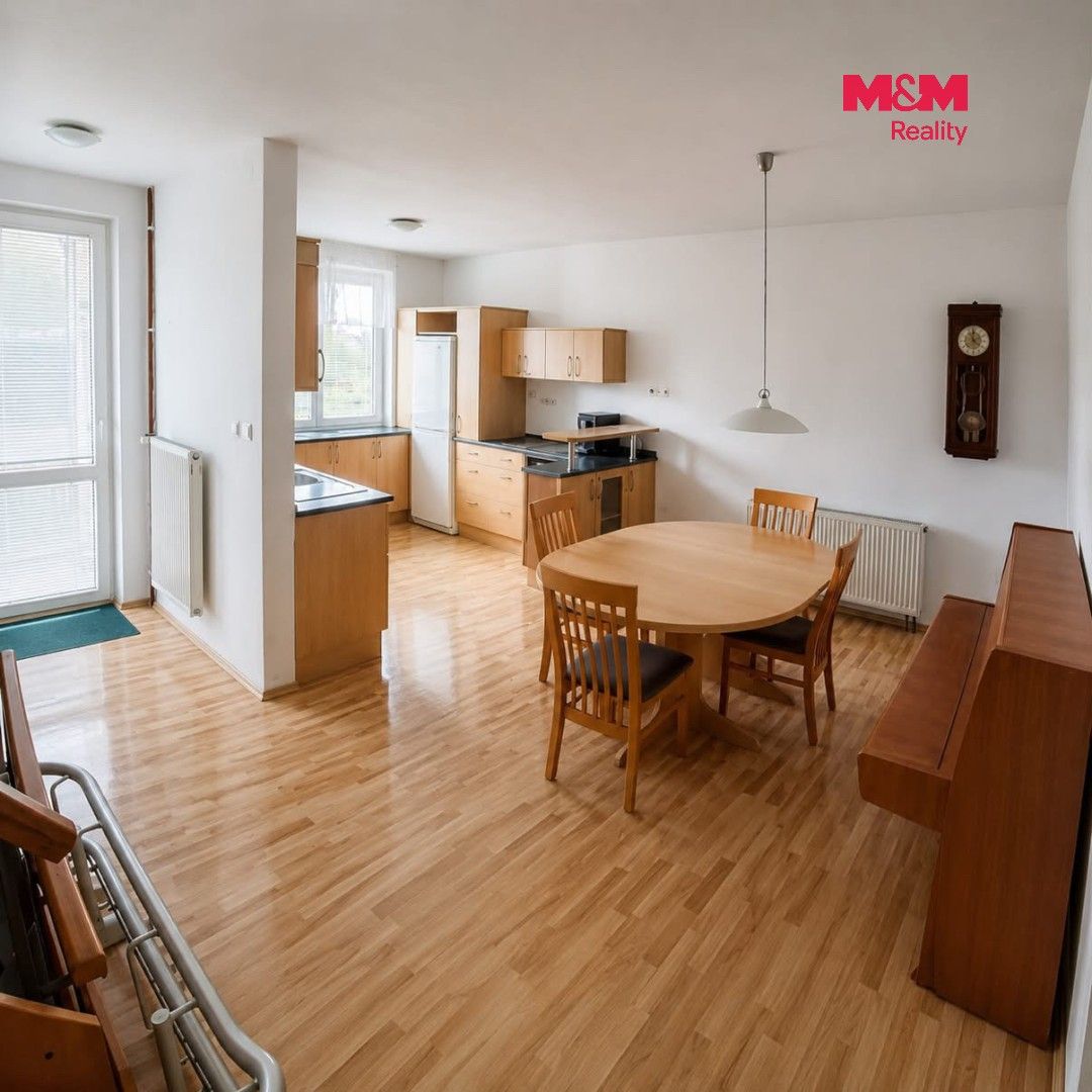 Rodinné domy, Ovocnářská, Hradec Králové, 184 m² - 2