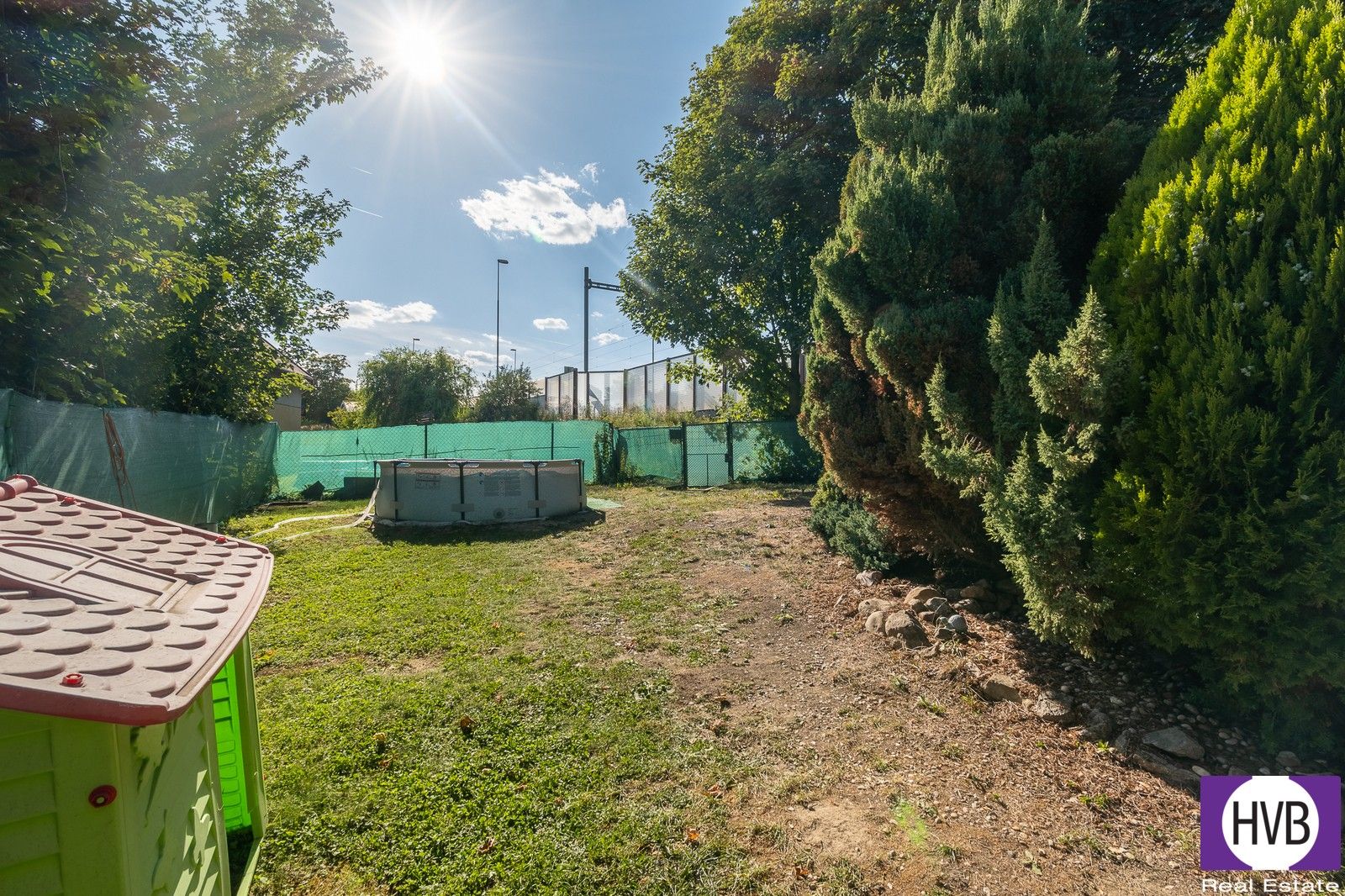 Zahrady, Praskolesy, 318 m² - 2