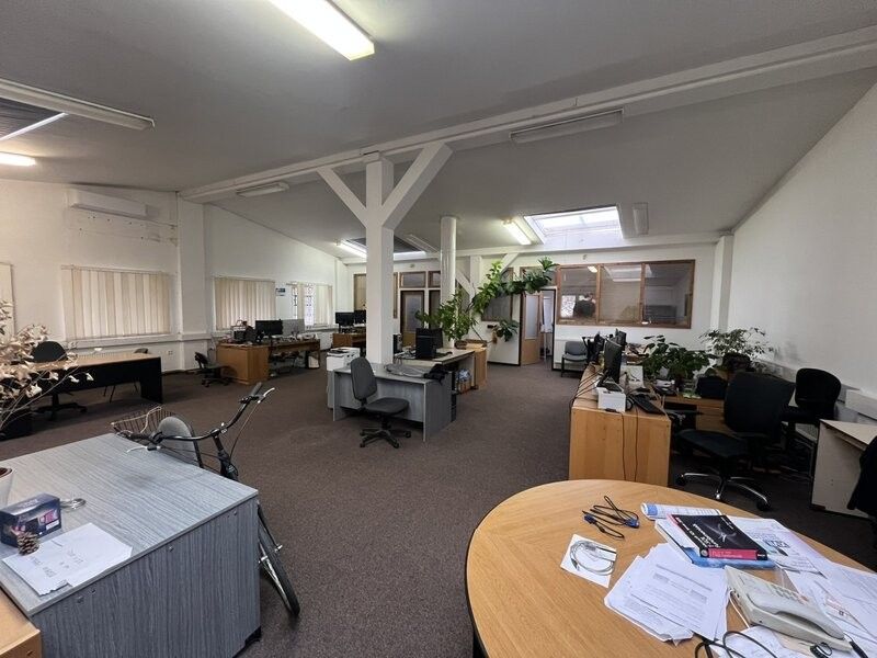 Obchodní prostory, Pardubice, 530 02