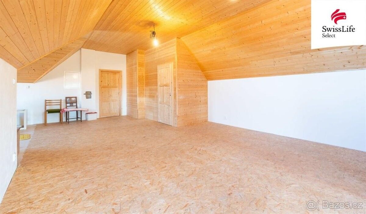 Dům – Kostomlaty nad Labem, Lány – pohled 5