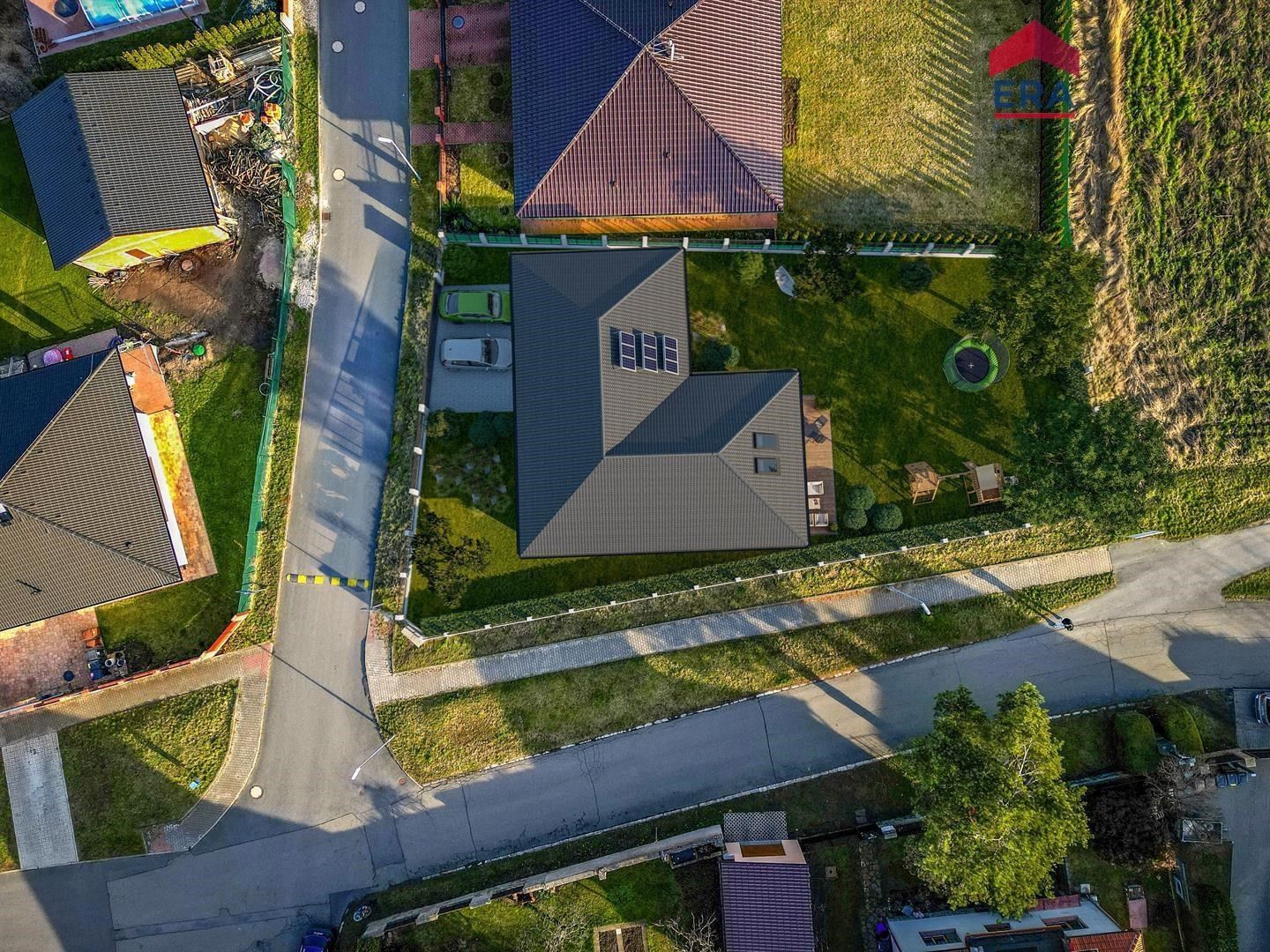 Prodej pozemek pro bydlení - Pečky, 749 m²