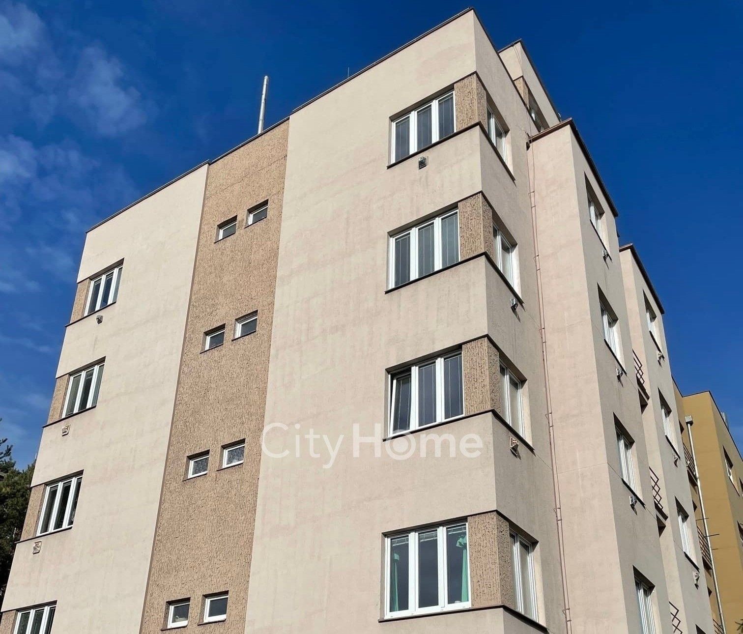 Prodej byt 2+kk - Nad Kajetánkou, Praha, 51 m²