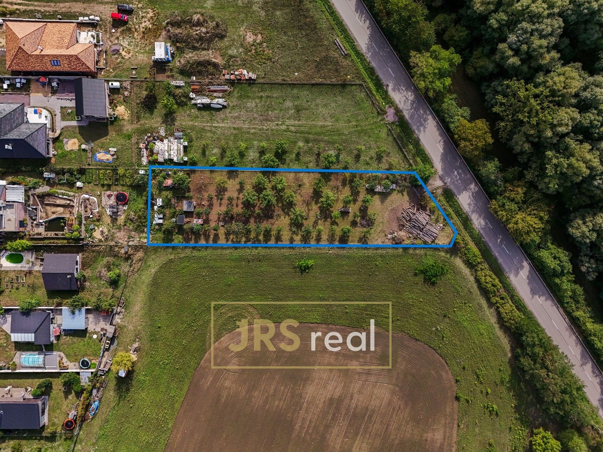 Pozemek pro bydlení, 1 764 m²