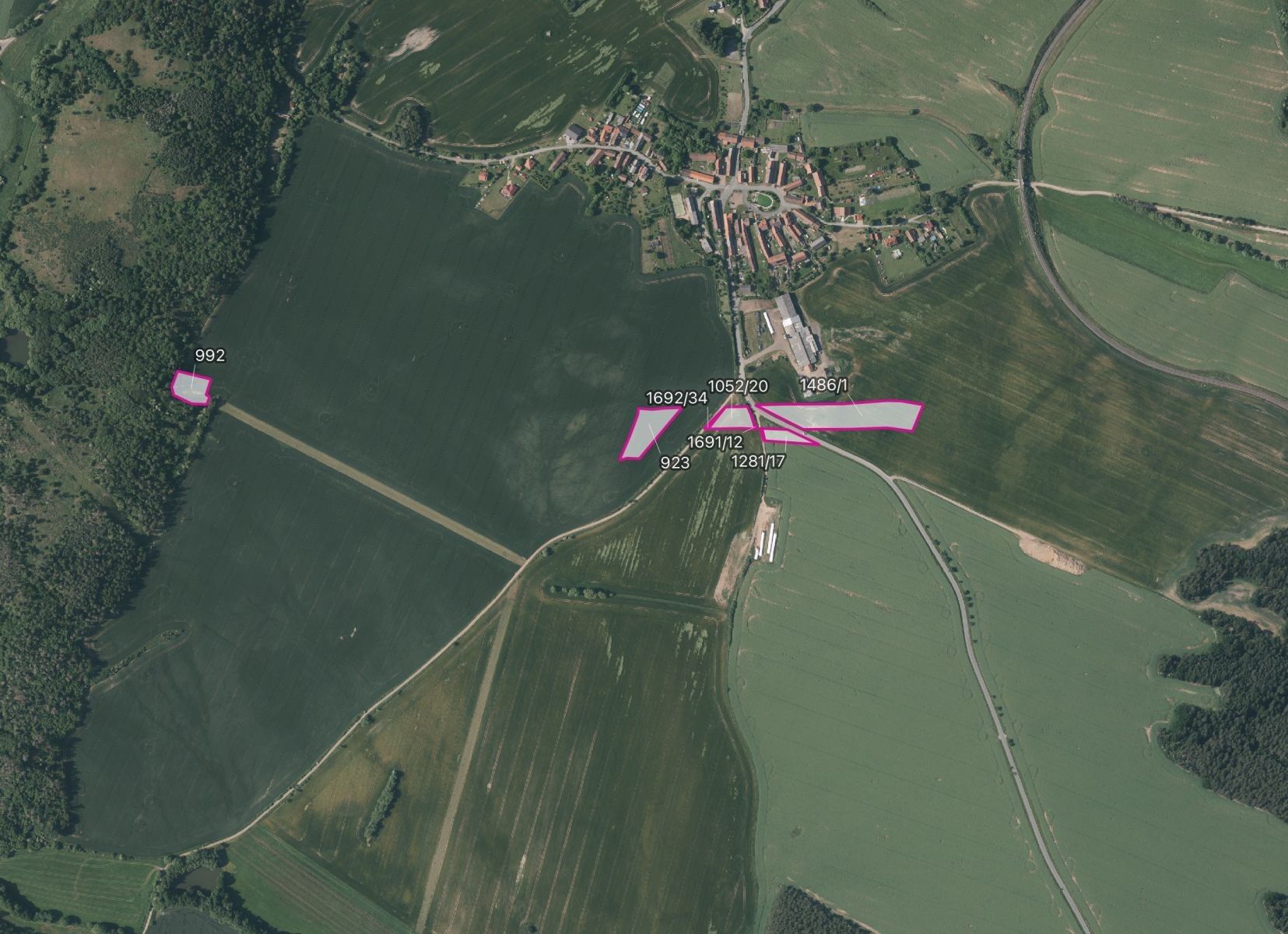 Zemědělský pozemek, 13 772 m²