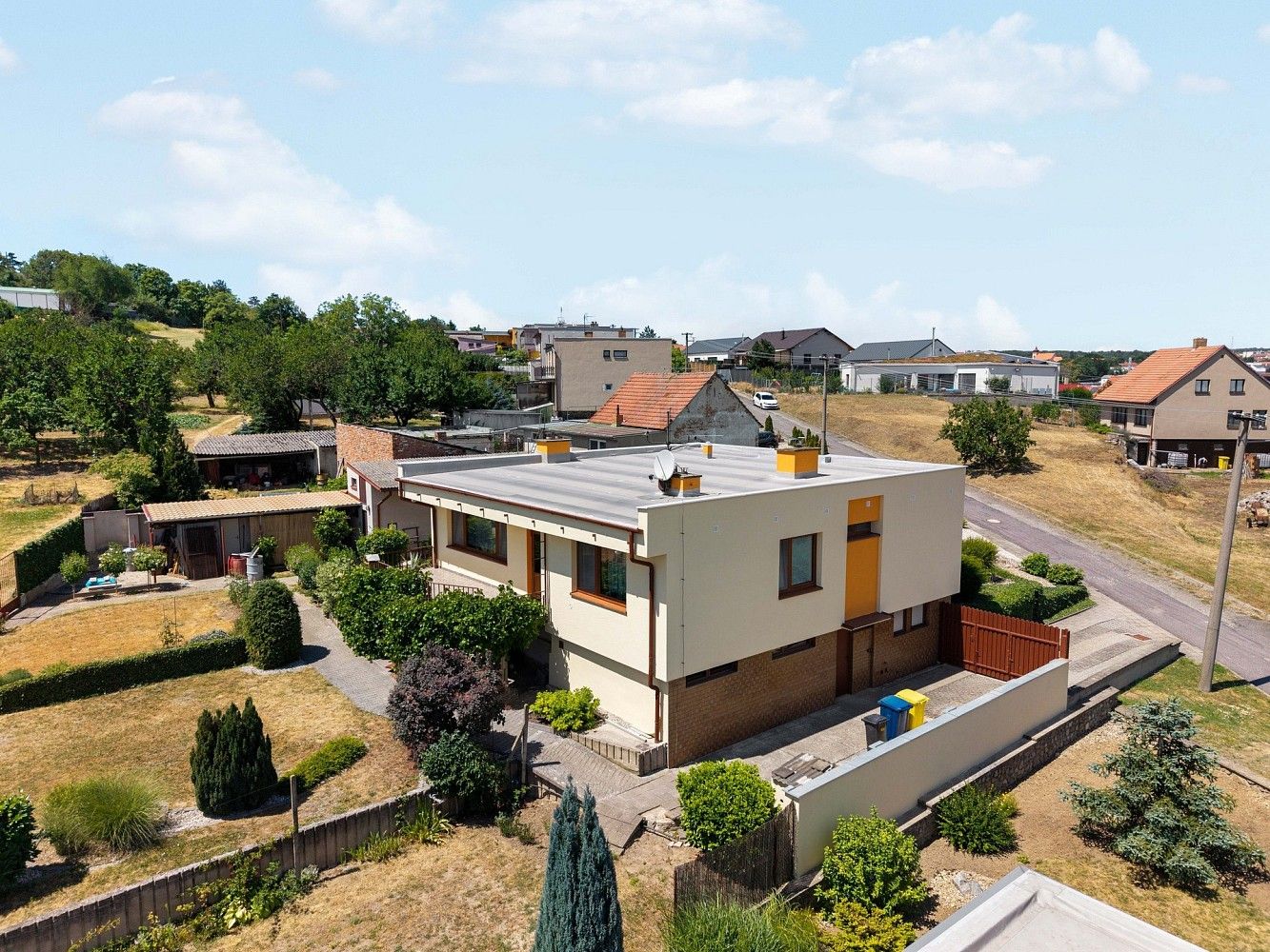 Rodinné domy, Na kopci, Miroslav, okres Znojmo, 233 m² - 1