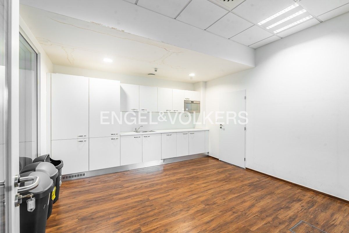 Pronájem kancelář - Doudlebská 1699, Praha Nusle, 974 m² - 5