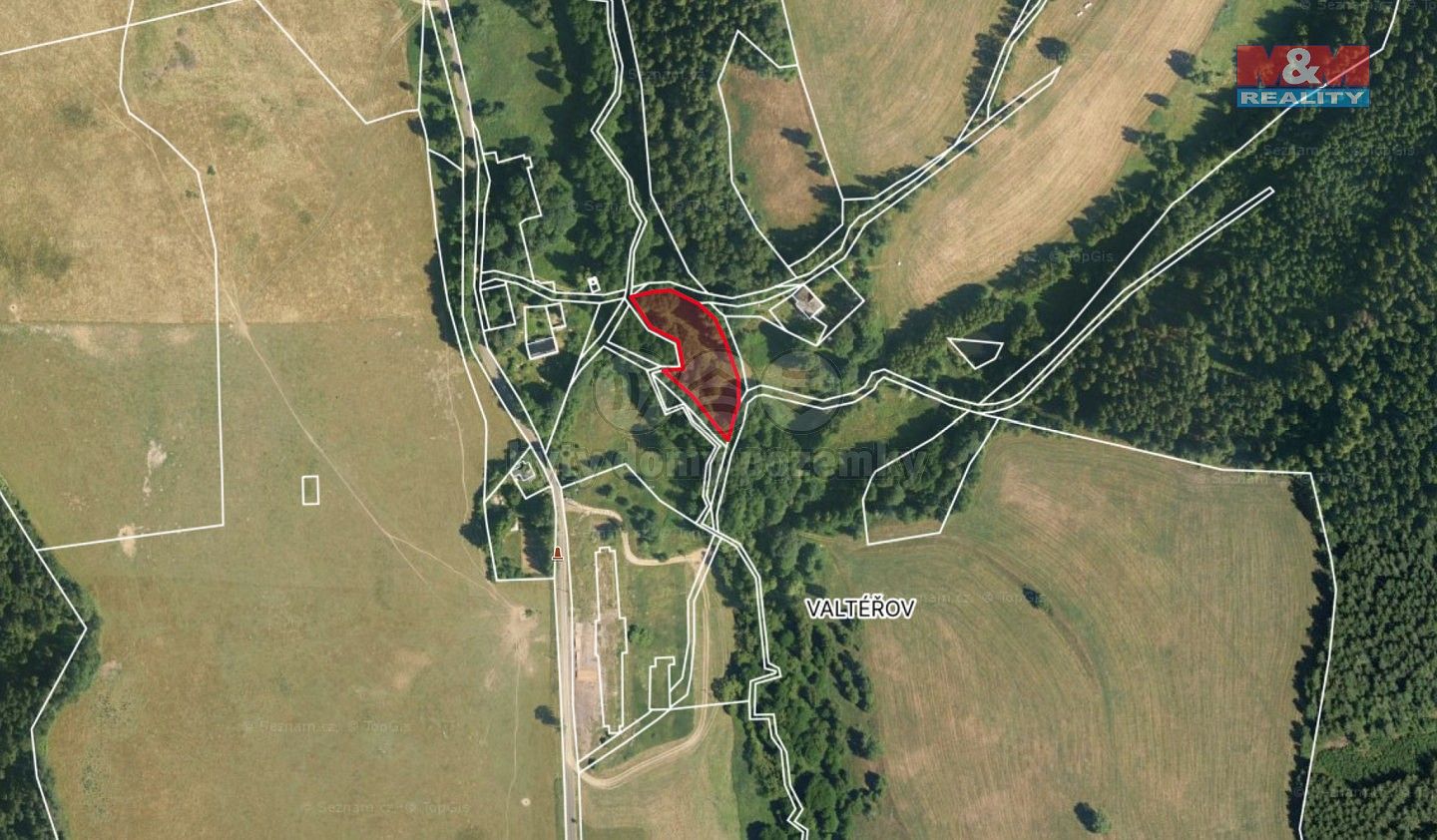 Louka, 1 566 m²