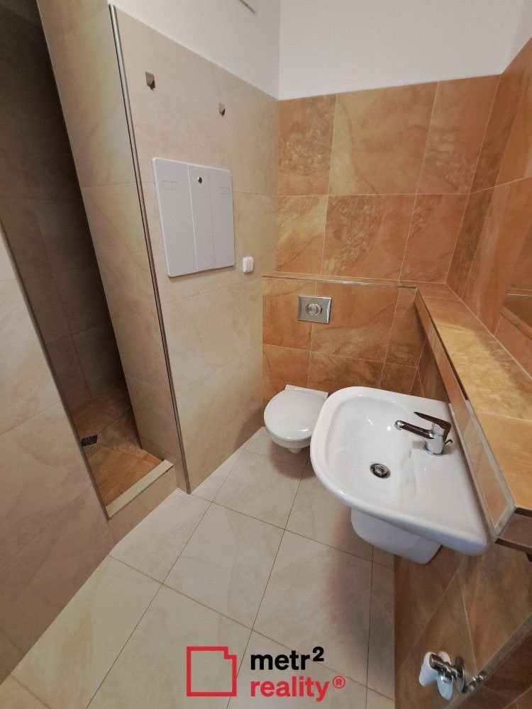 Pronájem byt 1+1 - Heyrovského, Olomouc, 32 m²