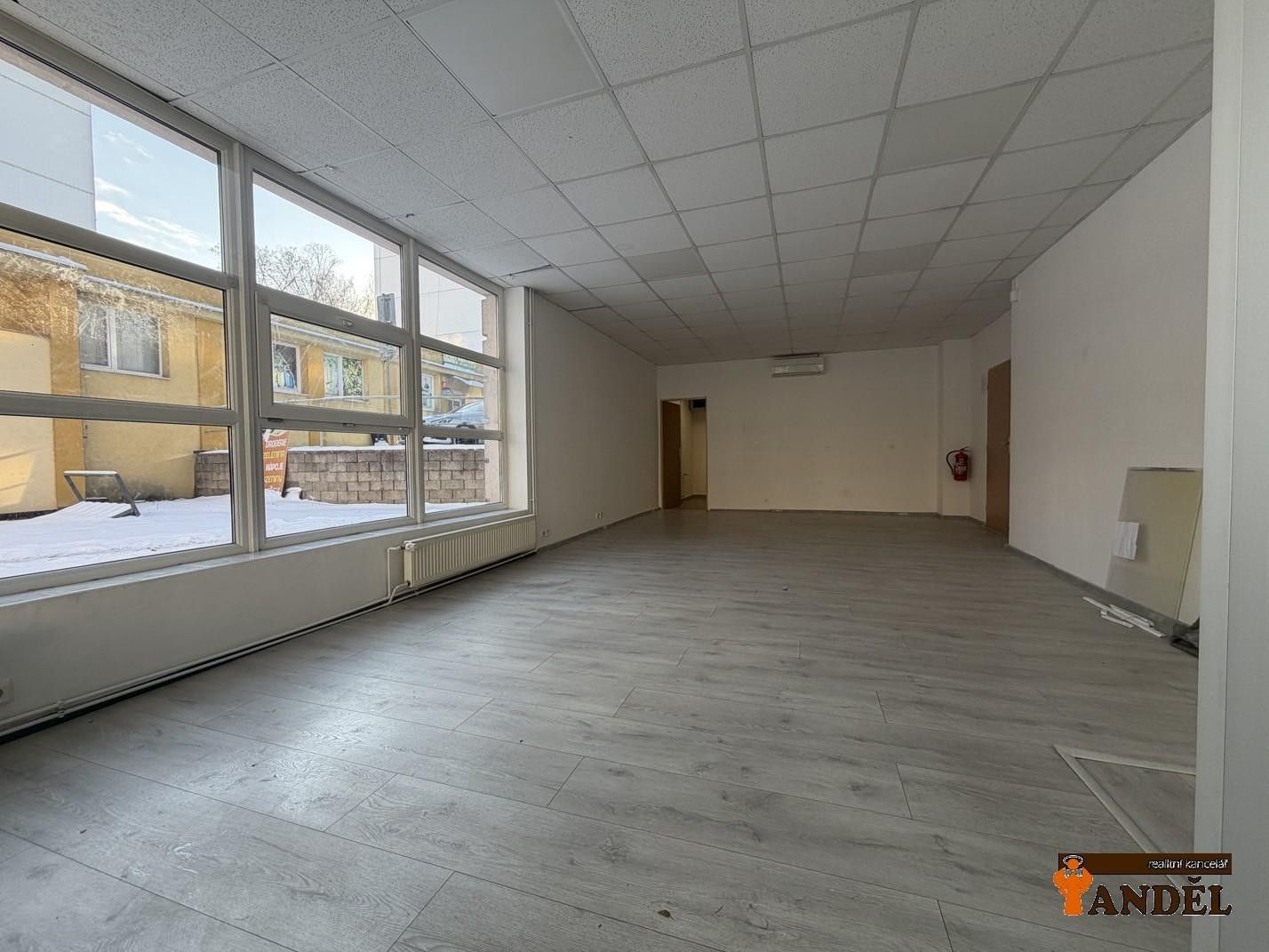Pronájem obchodní prostory - Sukova, Havířov, 55 m²
