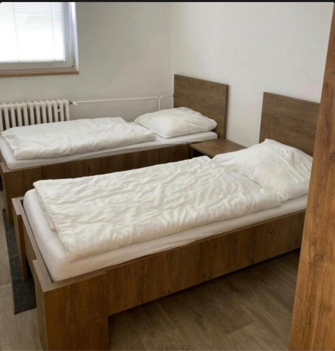 Ostatní, Otrokovice, 765 02