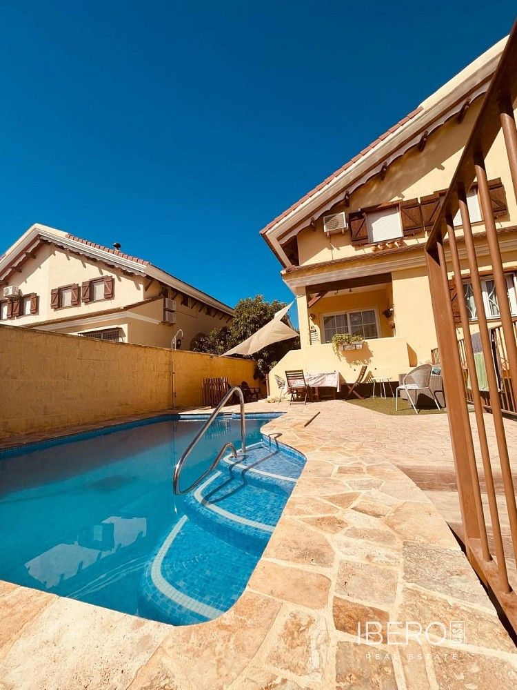 Prodej rodinný dům - Alhaurín de la Torre, ES, 253 m² - 2