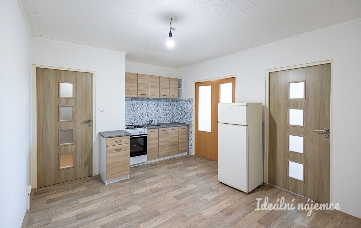 2+1, Nekvasilova, Praha, 41 m²