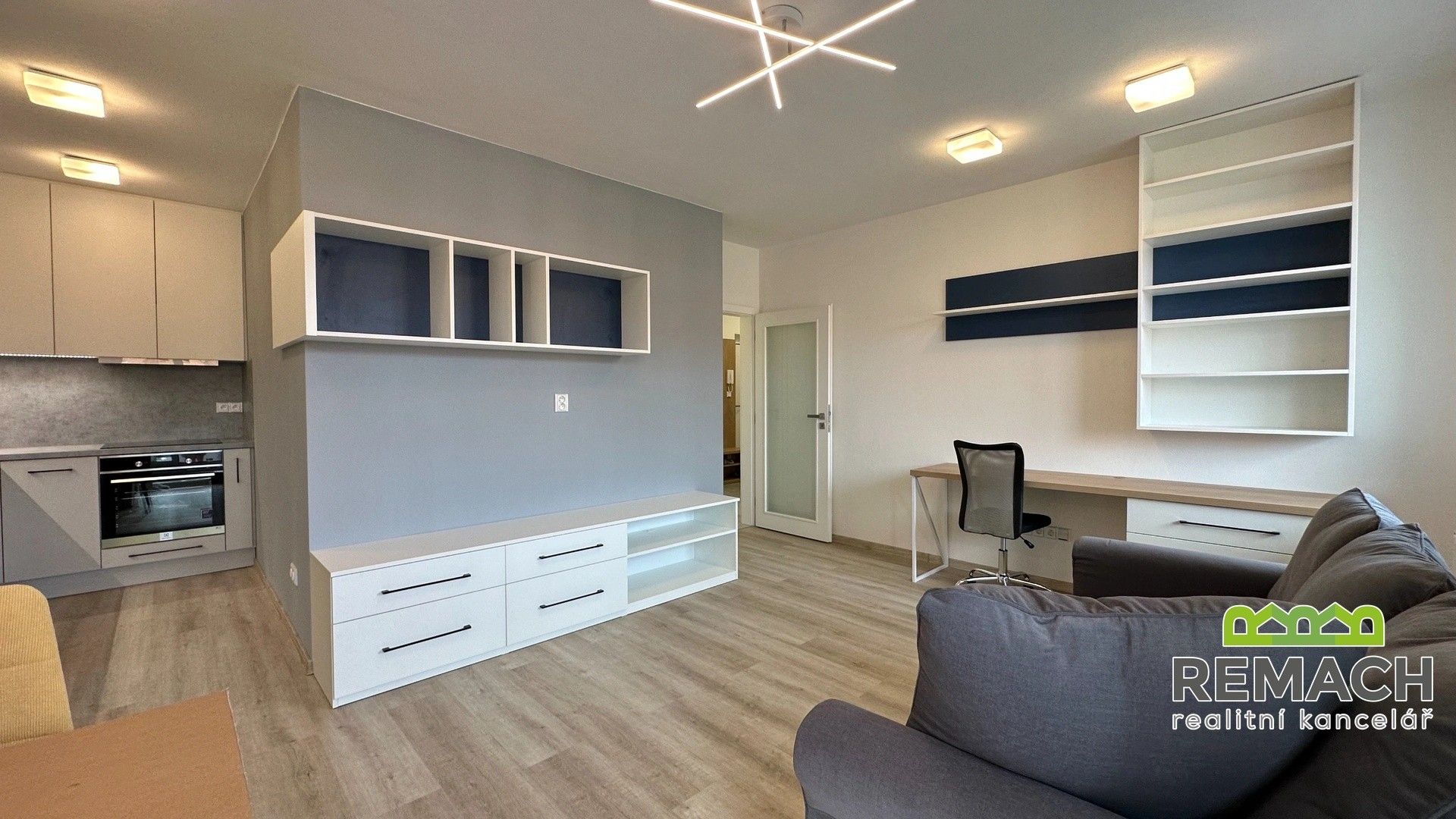 2+kk, Zahrádky, Uherské Hradiště, 57 m² - 1