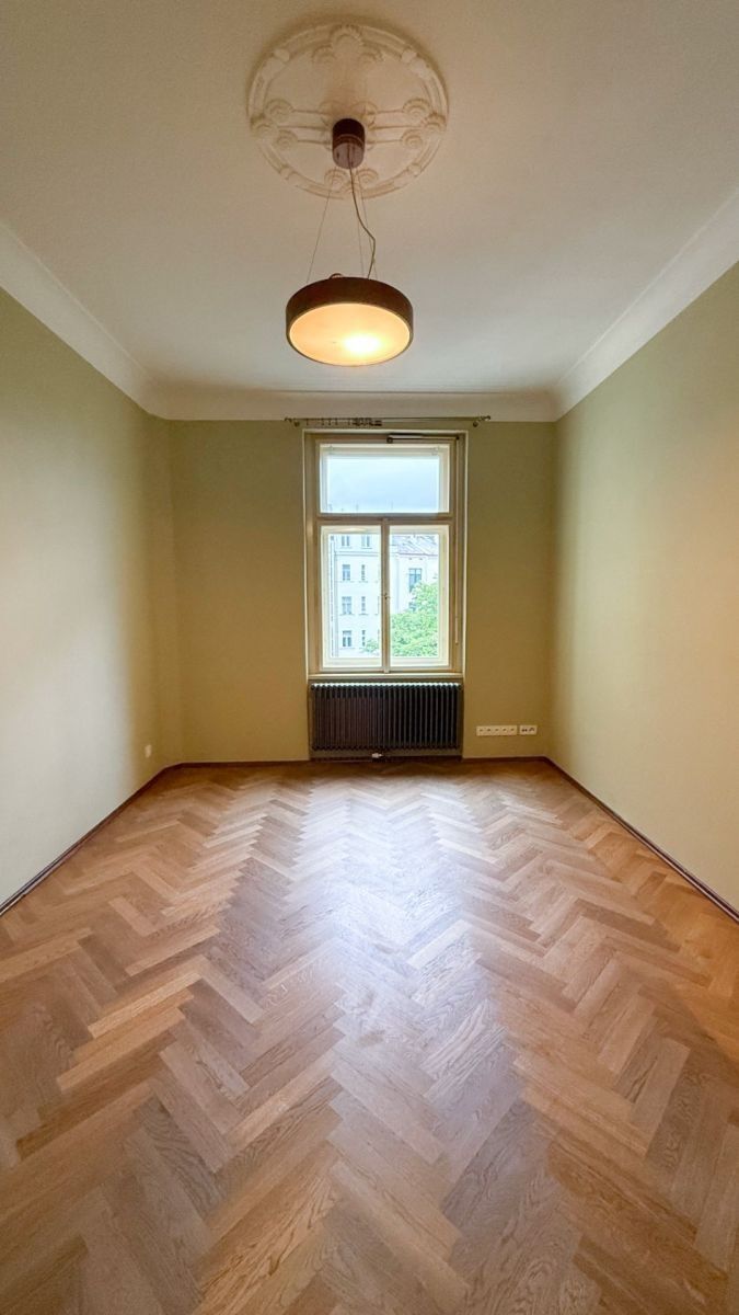 Pronájem byt 3+1 - Krkonošská, Praha - Vinohrady, 90 m² - 5