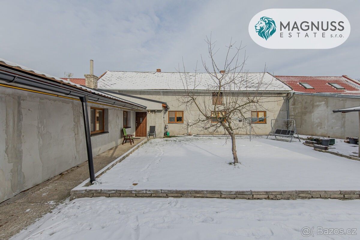 Rodinné domy, Chropyně, 768 11