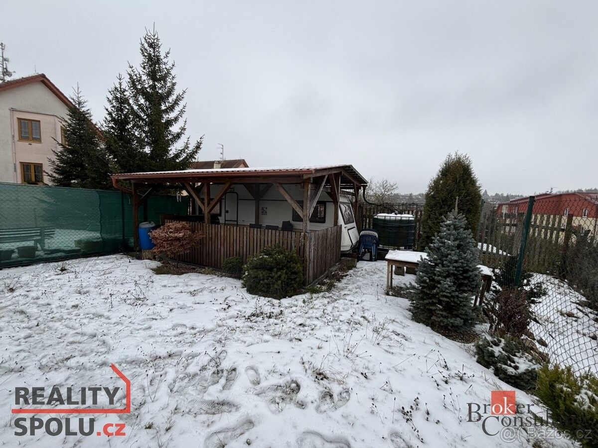 Zahrady, Tlučná, 330 26