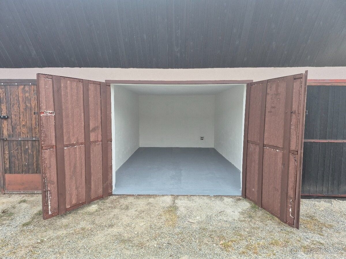 Garáže, Votice, 259 01