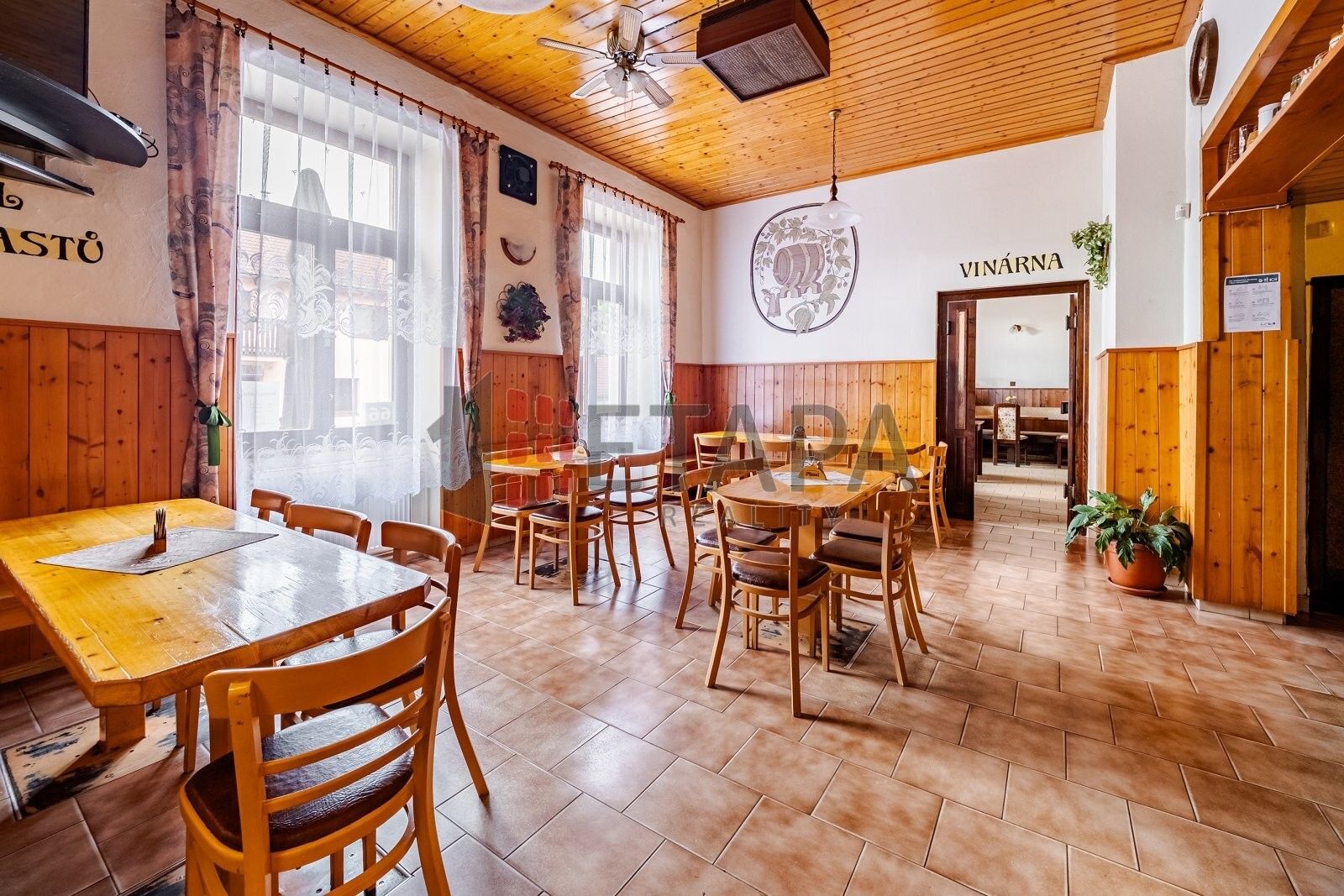 Ubytovací zařízení · 432 m² · Ražice - 3