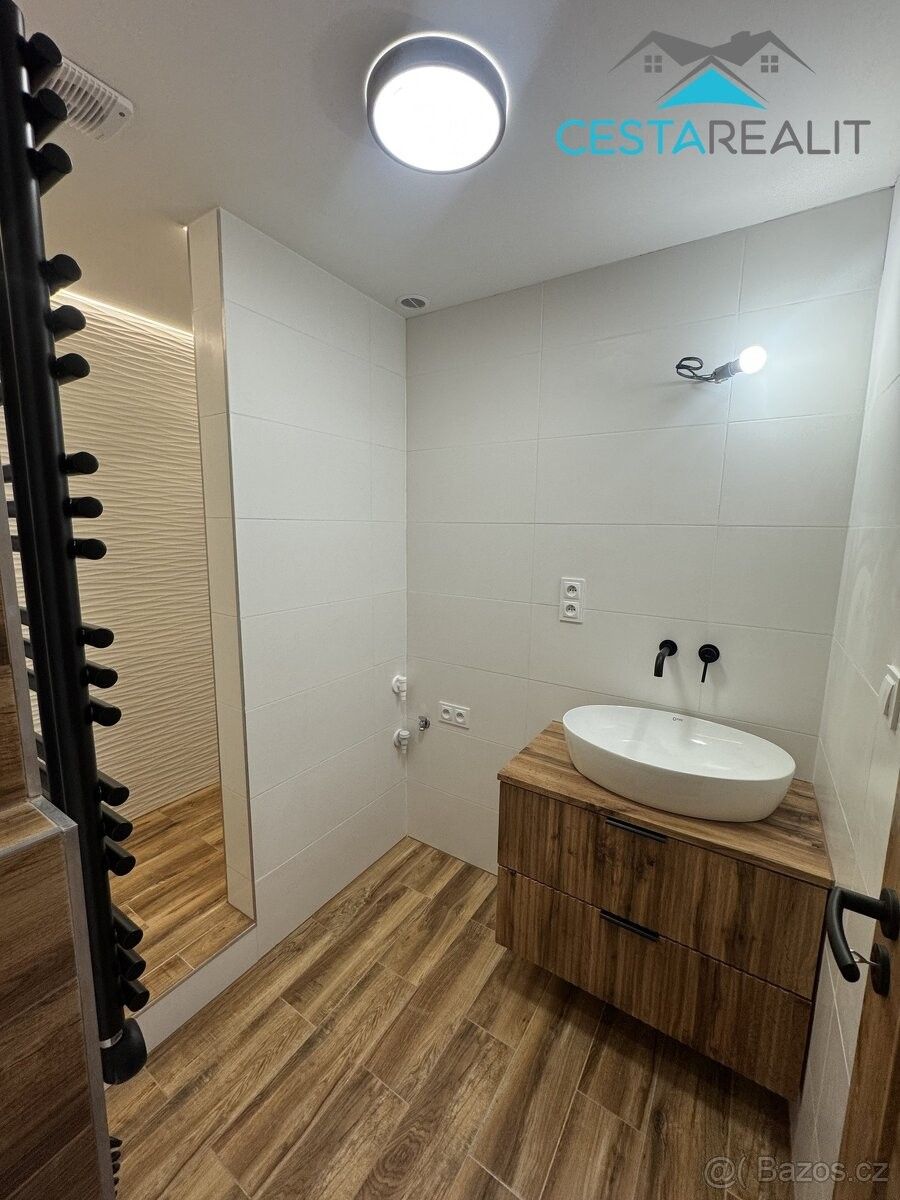 Prodej byt - Šternberk, 785 01