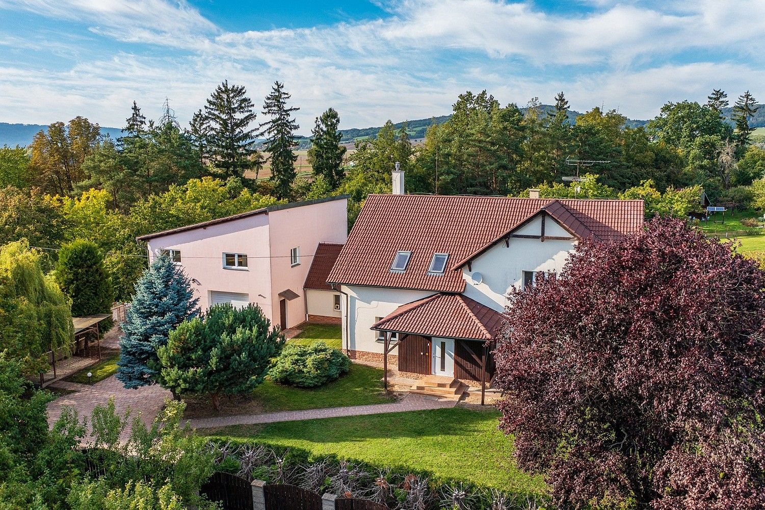 Rodinné domy, Horní Řepčice, okres Litoměřice, 472 m² - 1