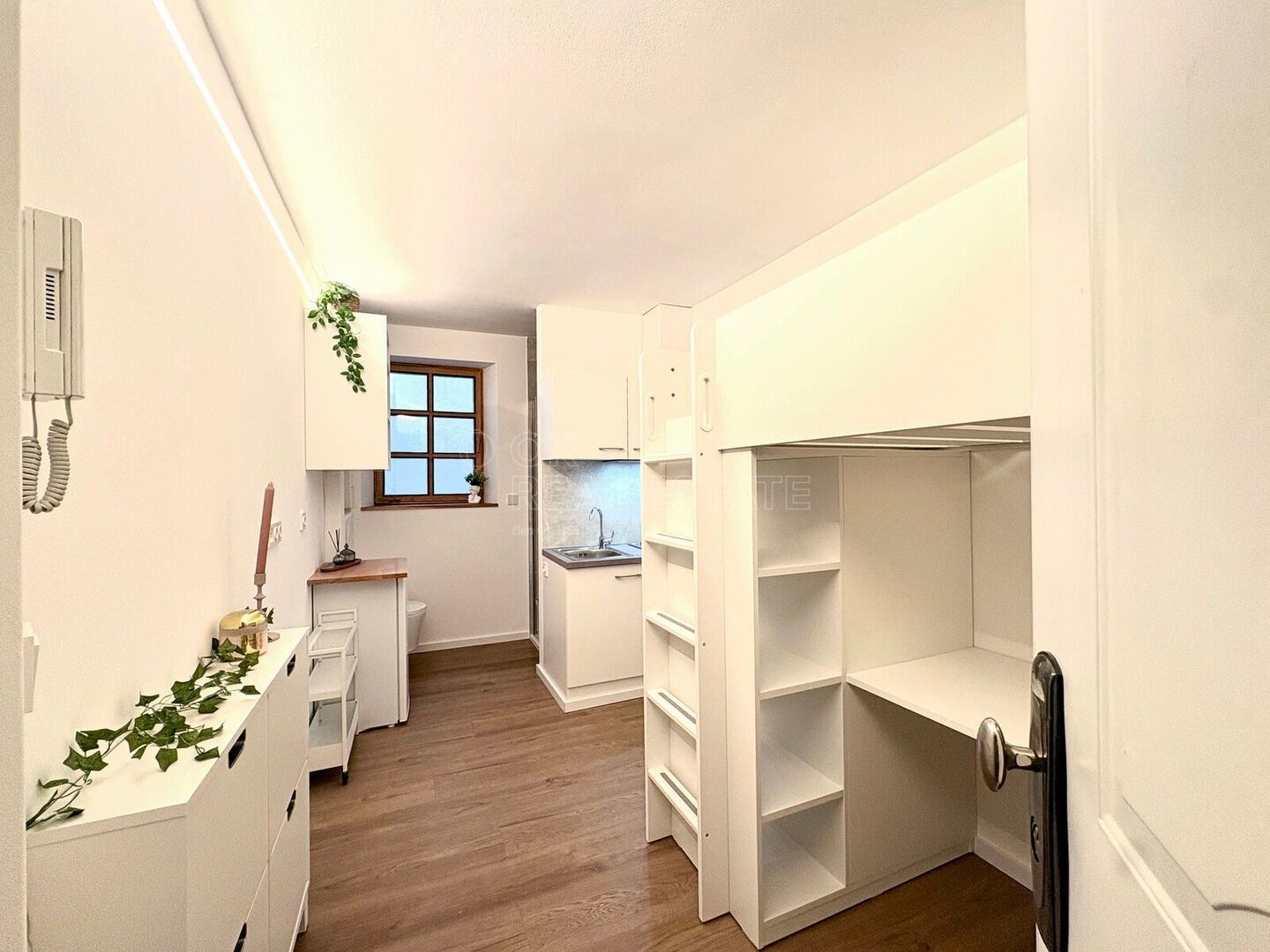 2h asunto, 10 m²