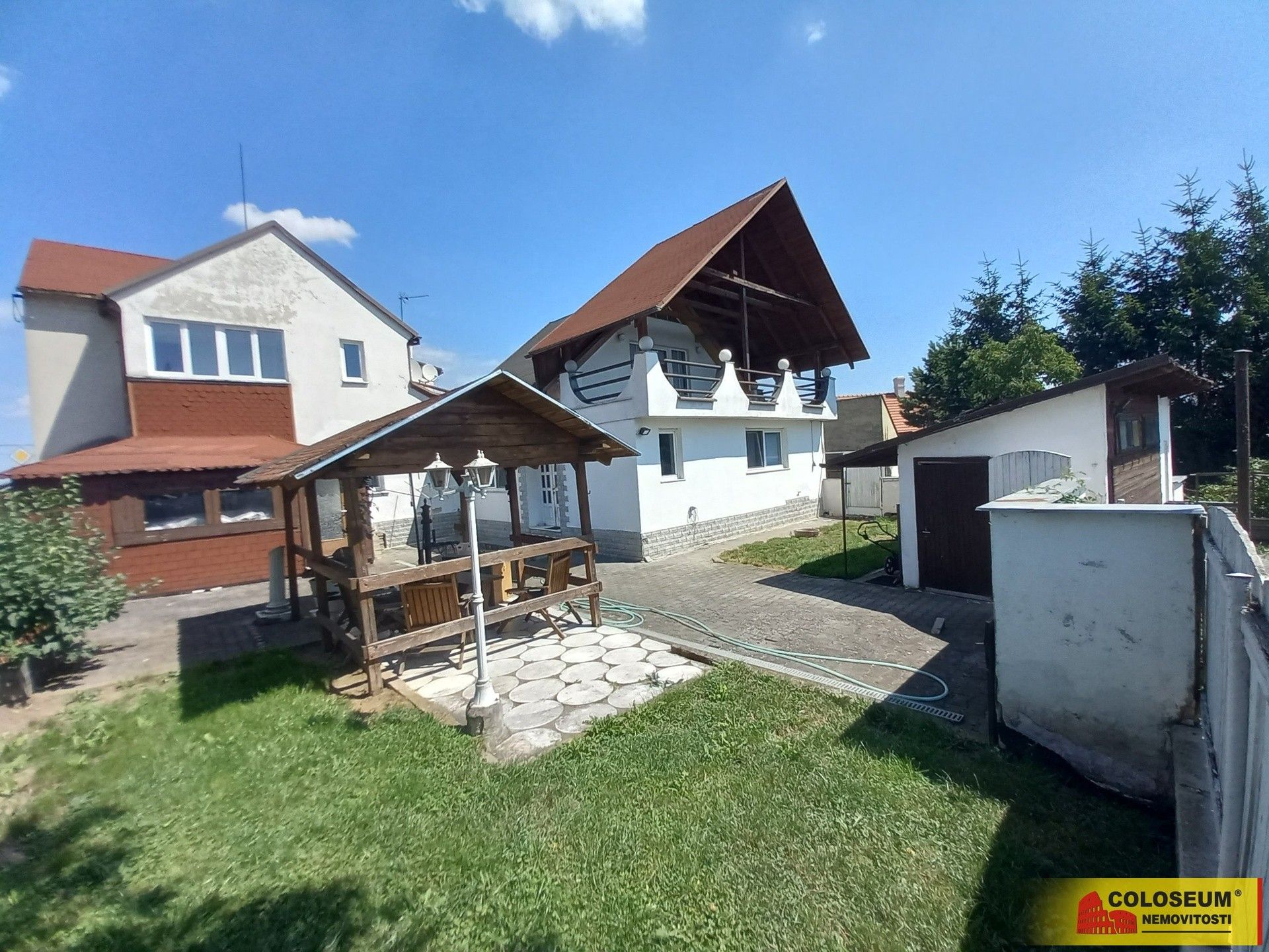 Rodinné domy, Sebranice, 220 m²