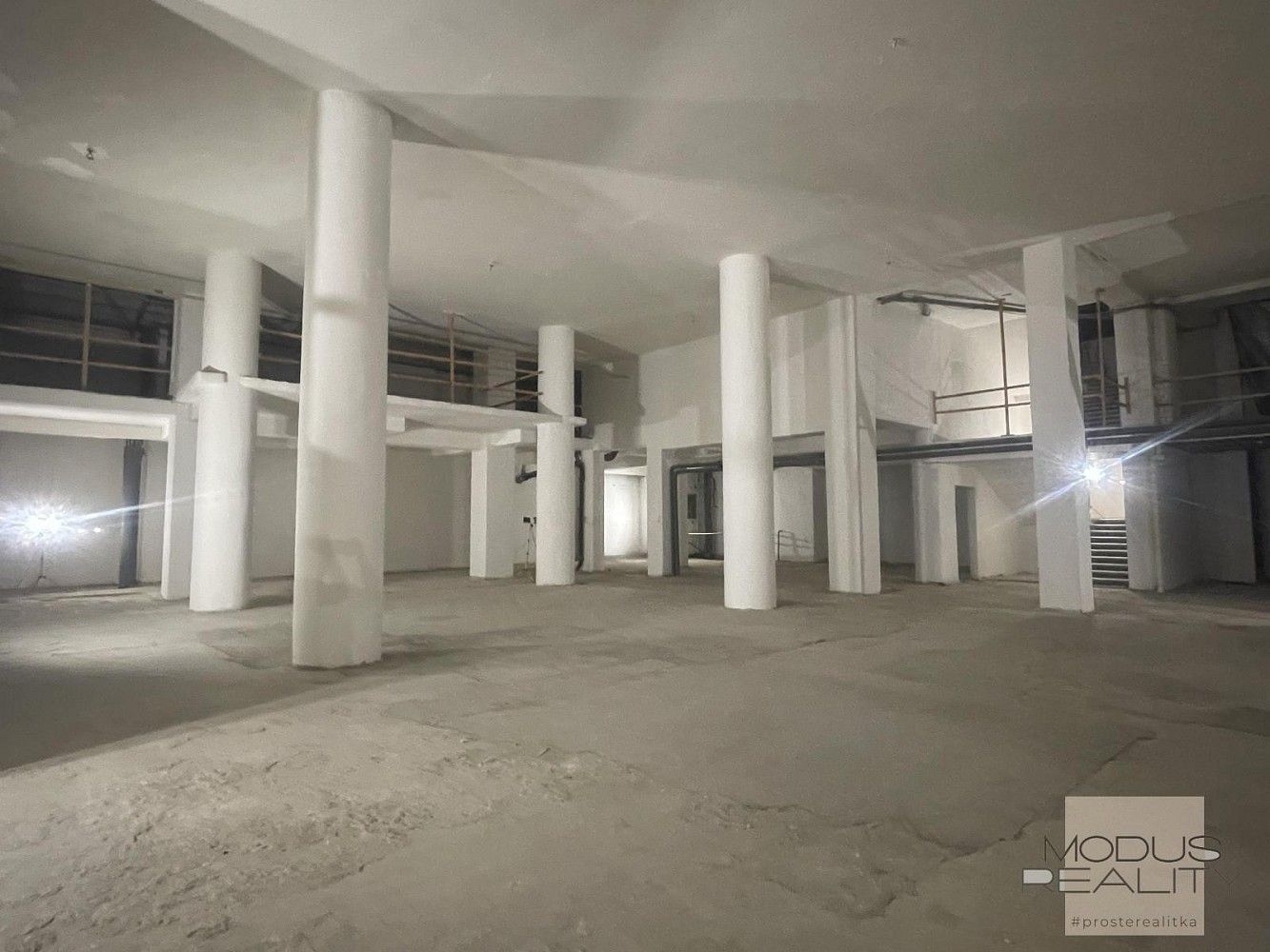 Obchodní prostory, Praha - Nové Město, okres Praha 1, Hlavní město Praha, 1 000 m² - 1