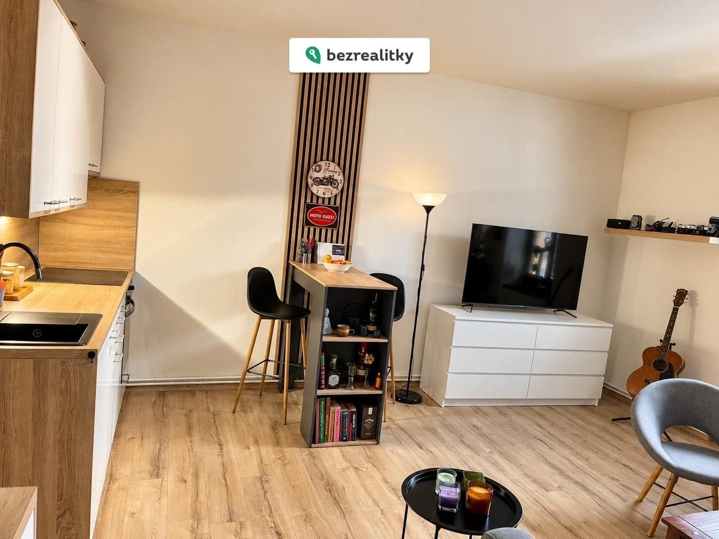 Prodej byt 2+kk - B. Němcové 885, Krnov Pod Bezručovým vrchem, 40 m² - 2