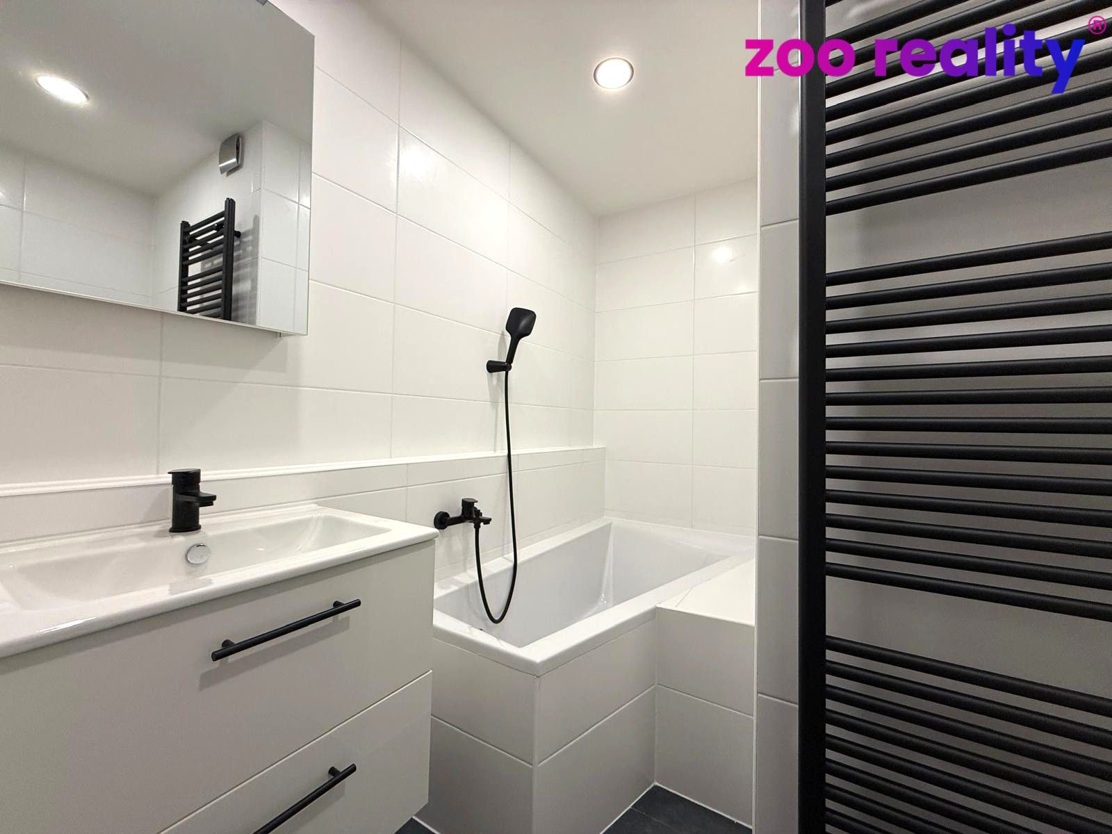 Prodej byt 2+1 - Vítězslava Nezvala, Chomutov, 49 m²