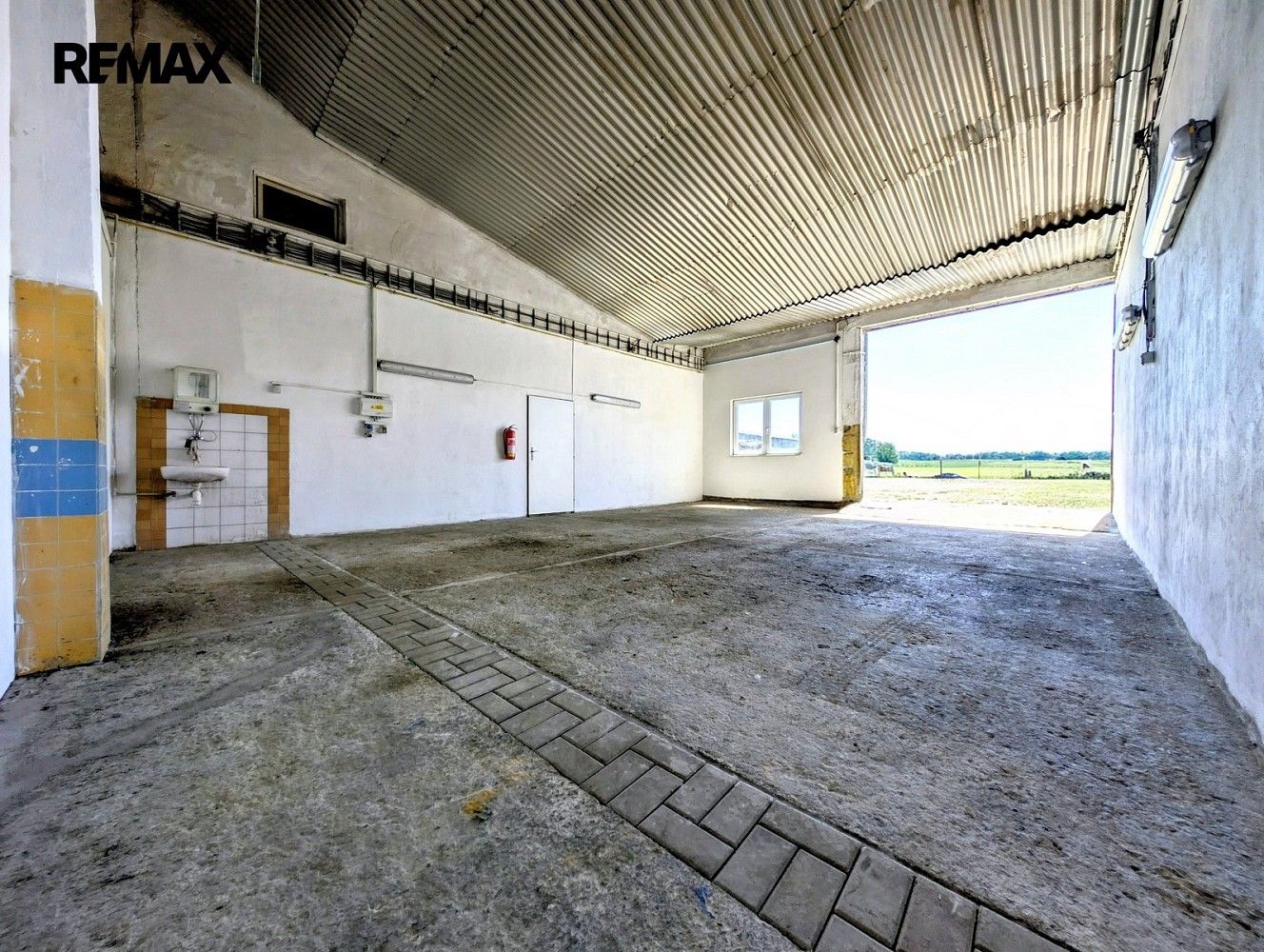 Sklad · 2 110 m² · Havlíčkův Brod, Kraj Vysočina - 4