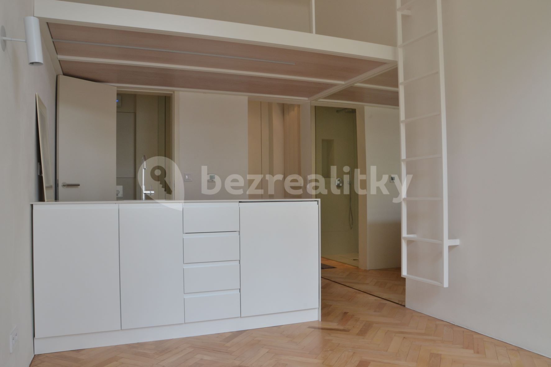 1+kk, U Obecního dvora, Praha - Staré Město, 18 m² - 1
