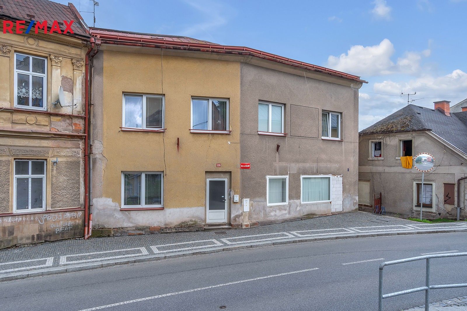 Činžovní domy, Dr. A. Hejny, Úpice, 549 m²