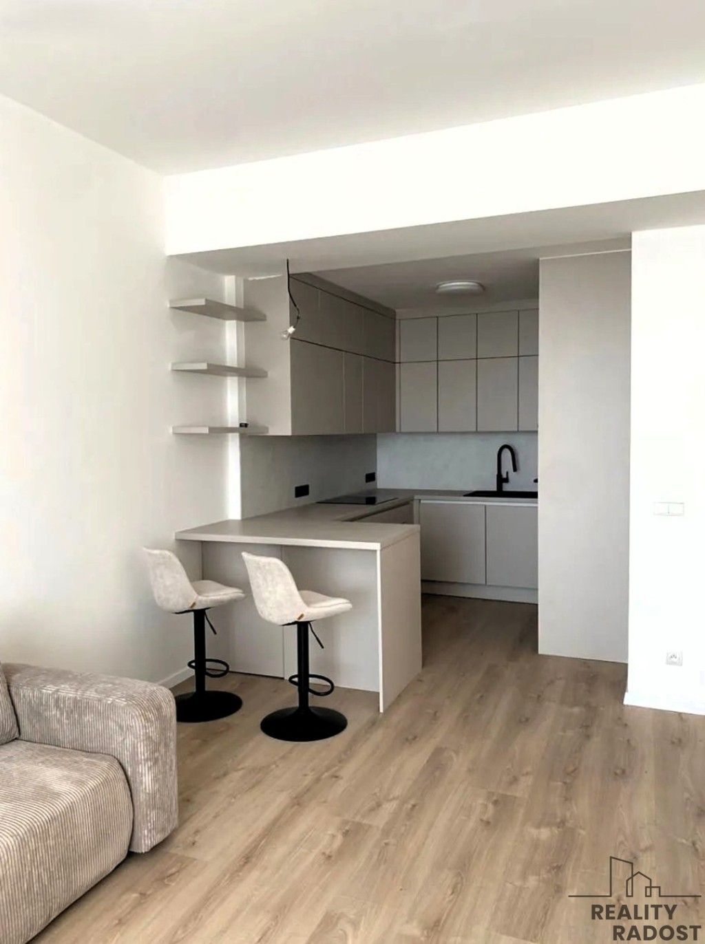 2+kk, U Zvonařky, Praha, 60 m²