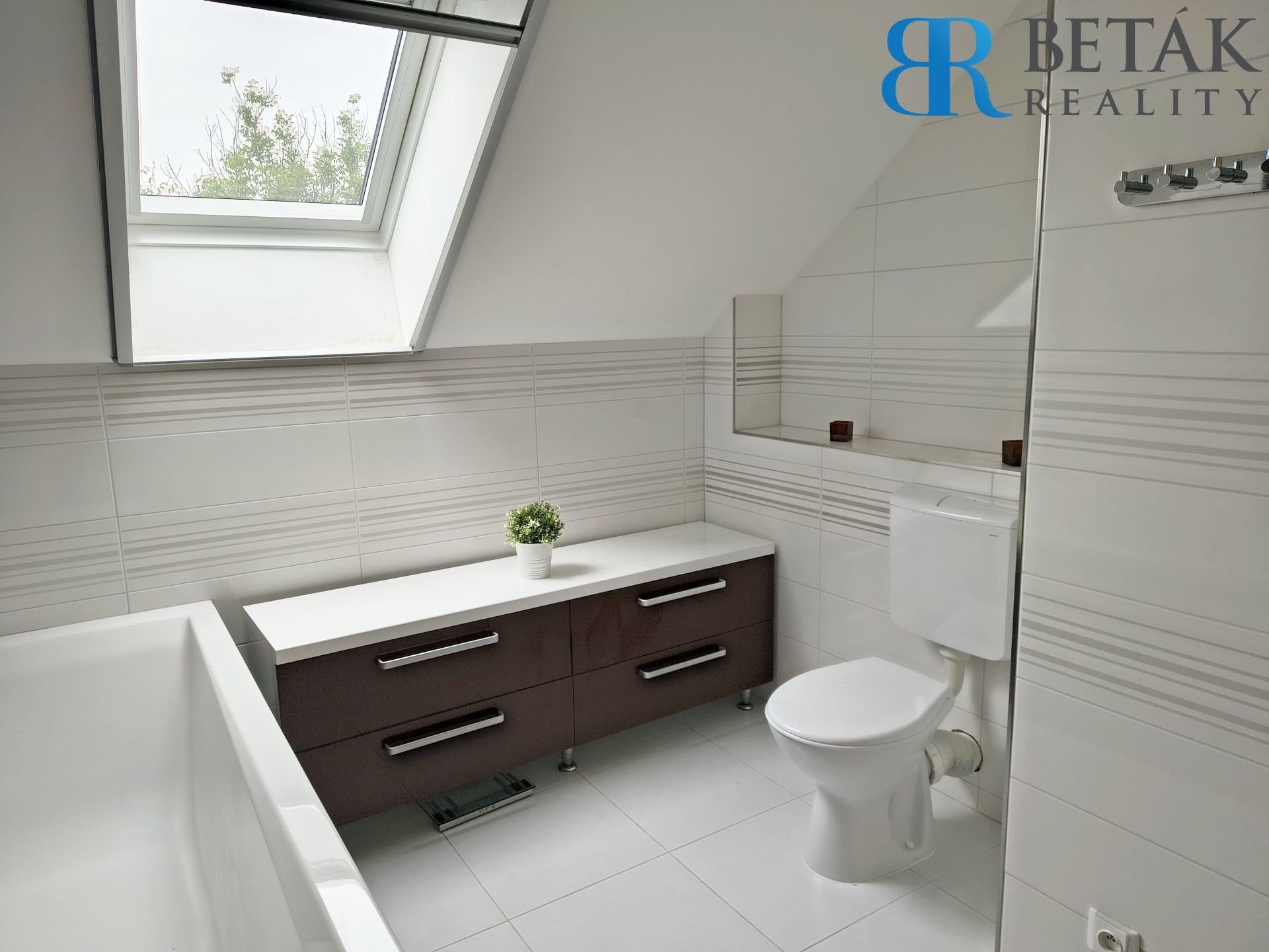 Prodej rodinný dům - Luční 367, Přerov VI-Újezdec, 165 m² - 5