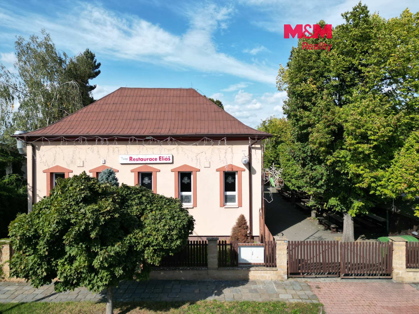 Restaurace, 532 m²